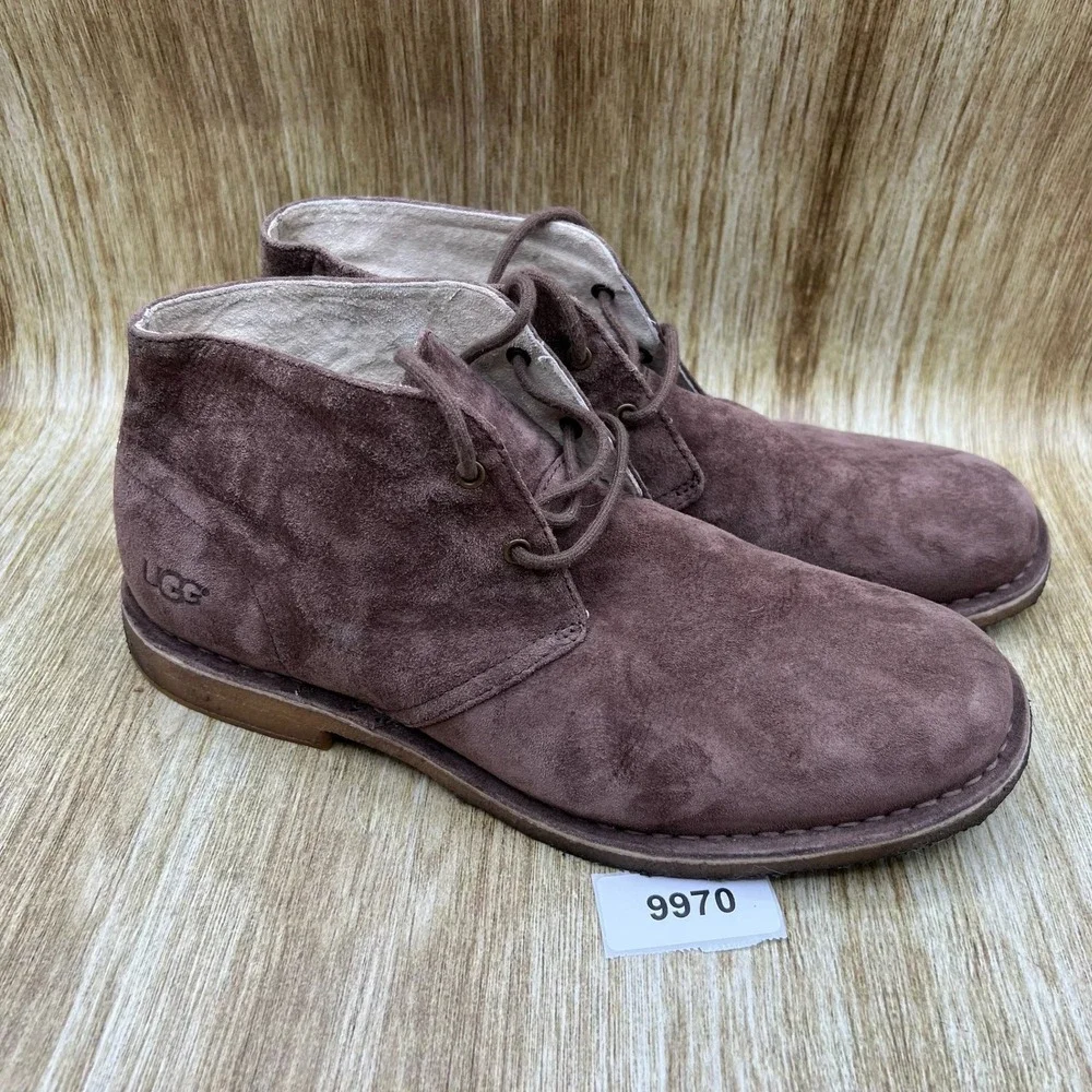 UGG Leighton Chukka Boots Men's Size 10 Brown Suede Sheepskin Lined 1005487